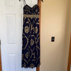 Blue and gold dress. Great from prom, homecoming, wedding party, and cruises!